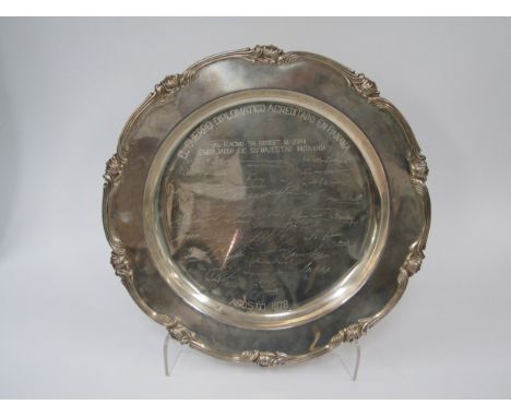 A Camusso Sterling 925 presentation tray made in Peru with engraved inscription and signatures relating to Sir Robert. M. Joh