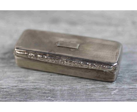 George IV silver snuff box of elongated rectangular form, blank cartouche to hinged lid, rubbed engine turned decoration and 