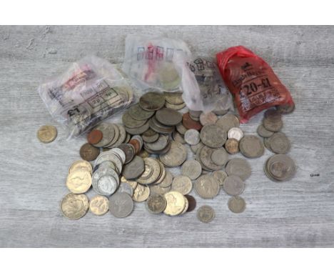 Bag of mixed vintage UK coinage to include Silver