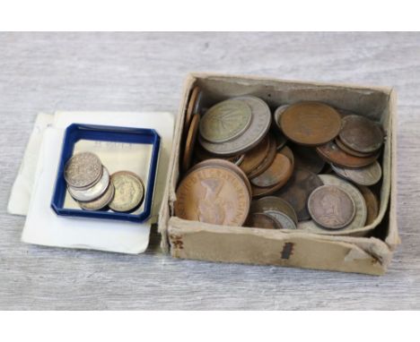 Small collection of vintage coins to include an 1887 Victorian Silver Double Florin &amp; Crown