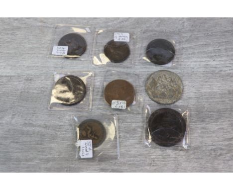 Small collection of vintage UK coinage to include a Cartwheel Twopence, Cartwheel Penny, Victorian Penny 1855 in good conditi