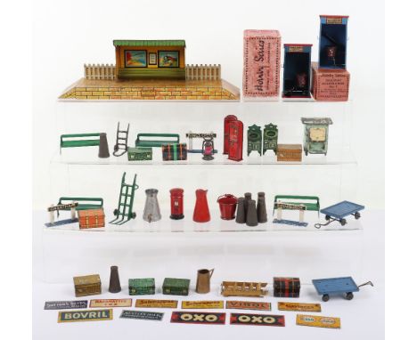 Hornby Series Railway Accessories 0 Gauge, 2 x boxed No.7 Tinplate Watchmans huts, brazier, shovel &amp; pokers, Tinplate sma
