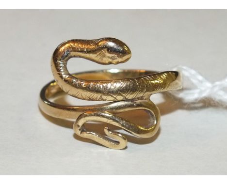 A 9ct gold ring in the form of a coiled snake, size M, 3.4g.