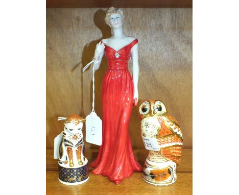 A Royal Worcester figurine 'To Celebrate the Life of Diana, Princess of Wales 1961-1997', 24cm high, a Royal Worcester figure