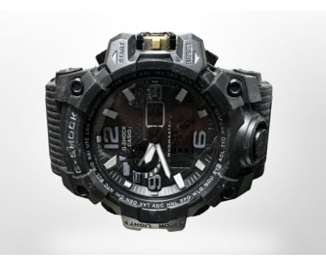 A gent's Casio G-Shock quartz wristwatch, case 53mm approximately.
