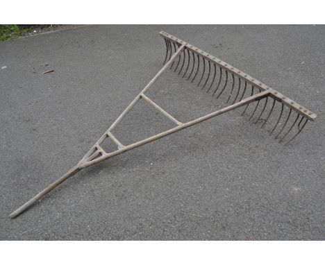 Vintage agriculture - a bonny hay rake.