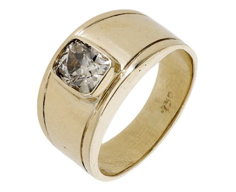 A diamond single stone ring, the cushion-shaped diamond in a tapering mount,  stamped ‘750’, diamond weight very approximatel