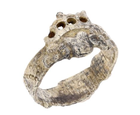A silver gilt Fede finger ring, 15th century, one side decorated with a rectangular-shaped panel of two clasped hands, the op