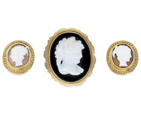 A hardstone cameo brooch and a pair of hardstone cameo earrings,  each carved to depict the profile of a classical female fig