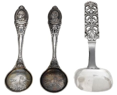 A pair of Norwegian silver spoons commemorating the Amundsen-Ellsworth Flight to 87 degrees 44’ North, the finial depicting a