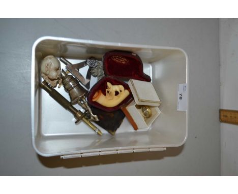 Box of various assorted items to include a small tobacco pipe, cap badge and other items