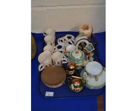 Tray of mixed vintage tea wares, assorted relics, egg stand etc