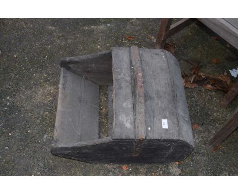 Vintage wooden log box