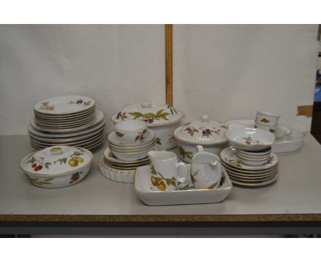 Quantity of Royal Worcester Evesham table wares