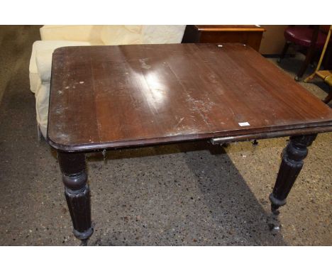 A Victorian mahogany dining table for restoration (Item 56 on vendor list)