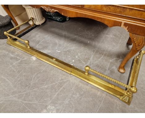 Antique Brass Extendable Fireplace Fender