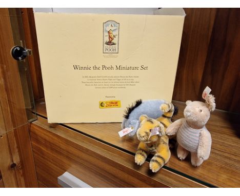 Boxed Steiff Winnie The Pooh Miniature Teddy Bear Set