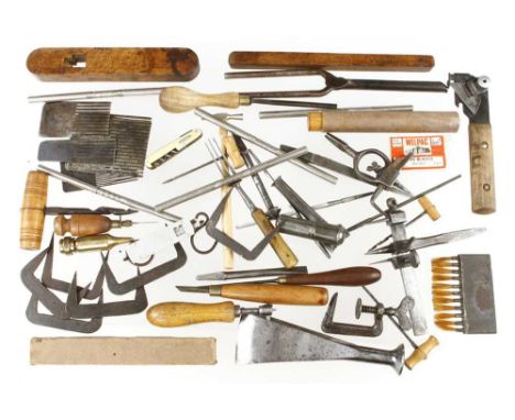A box of small tools G