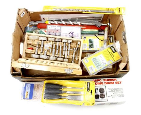 A box of modern tools G
