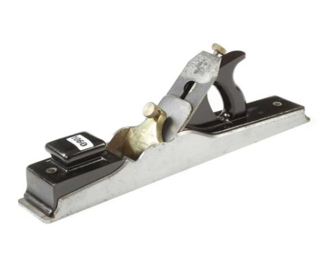 A little used late model NORRIS A1 jointer, unfortunately someone has nicked the orig Norris iron, it is now fitted with a 2 