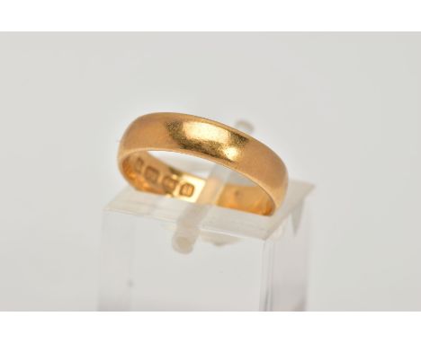 A 22CT GOLD WEDDING BAND, of a plain polished design, hallmarked 22ct gold Birmingham, ring size J, approximate gross weight 