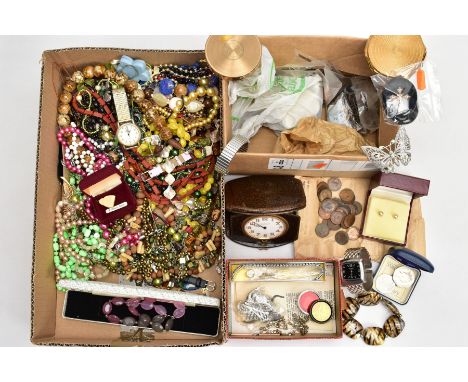 A BOX OF MOSTLY COSTUME JEWELLERY AND OLD BRITISH COINAGE, to include a broken Victorian oval jet locket, fitted to the front