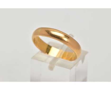 AN 18CT GOLD WEDDING BAND, of a plain polished design, hallmarked 18ct gold London, ring size Q, approximate gross weight 5.0