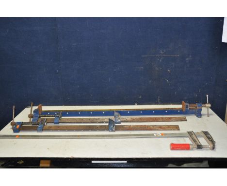 FOUR SASH CRAMPS comprising of a pair at 100cm another heavy duty at 100cm (some rust and needs attention and a quick release