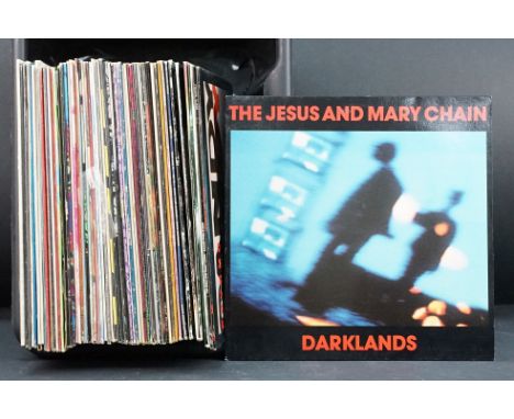 Vinyl - 34 Alt / Indie LPs and 24 12" singles to include The Jesus And Mary Chain x 4, Primal Scream (1LP and 1 12"), Ocean C