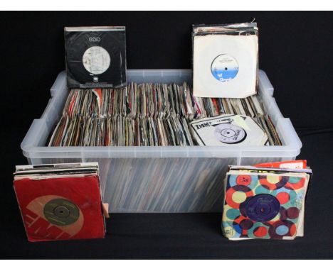 Vinyl - Over 400 Rock, Pop &amp; Soul 7" singles to include David Bowie, Queen, Booker T &amp; The MGs, Bruce Springsteen, Ji