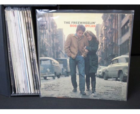 Vinyl - 18 Bob Dylan LPs including private pressings to include The Free Wheelin' (UK mono), Bringing It All Back Home (UK mo