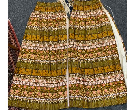 Pair of retro curtains Candida designed by Peter Hall, 1970's, 114cm length x 167.5cm width 