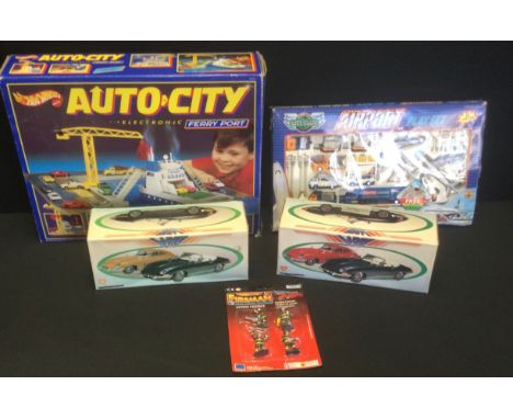 A Chinese Luxe Car model E Type Jaguar motor car;  another convertible;  Hotwheels Autocity play set etc, all boxed/blister p
