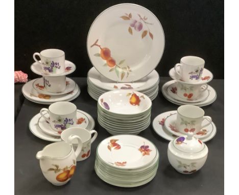 A Royal Worcester Evesham pattern six setting dinner set inc dinner plates, bowls, dessert and side plates, cups ,saucers etc