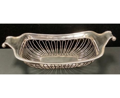 An Edwardian silver rounded rectangular wirework fruit basket, Harrison Brothers &amp; Howson, Sheffield 1901, 30cm long, 17c