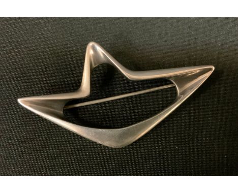 Henning Koppel for Georg Jensen, a silver Abstract brooch, stamped Georg Jensen 925 S Denmark, 376, 70mm wide, 15.4g. 