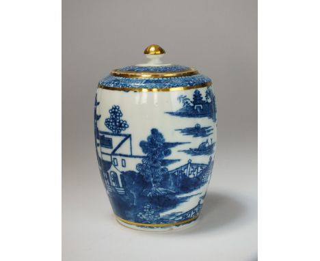 A Caughley porcelain barrel-shaped tea caddy, circa 1785, with cover (possibly associated), painted Sx mark, 12cm high