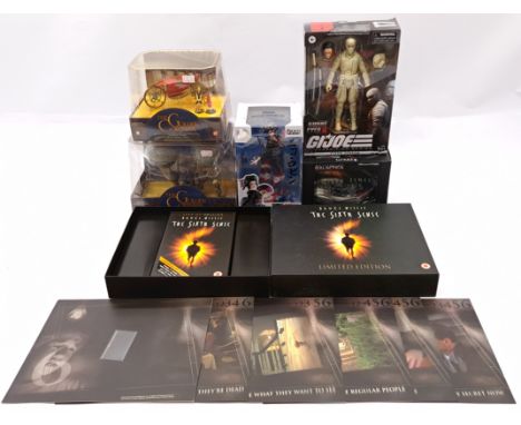 TV &amp; Film related Action Figures &amp; Collectibles group Including: Corgi The Golden Compass x2, Hasbro GI. Joe Storm Sh