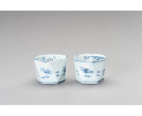A SET OF BLUE AND WHITE HEXAGONAL CUPS, 19TH CENTURYJapan, late Edo period (1615-1868). Of hexagonal form with varying facets