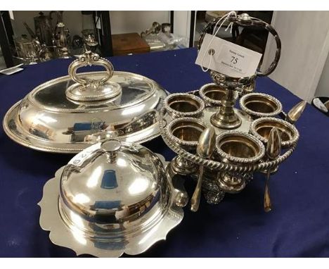 A collection of silver plate, including an oval entree dish with detachable handle (15cm x 30cm x 23cm), an egg cup epergne w