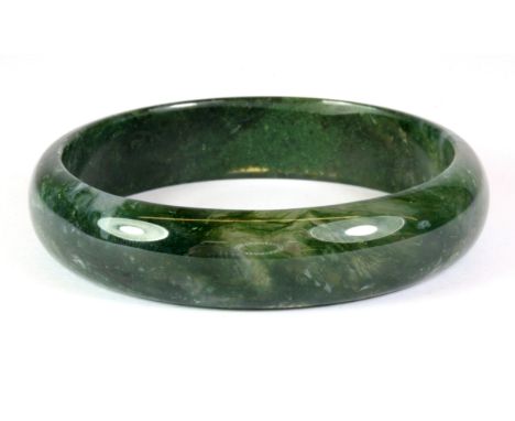 A rare moss agate bangle, internal Dia. 6cm.