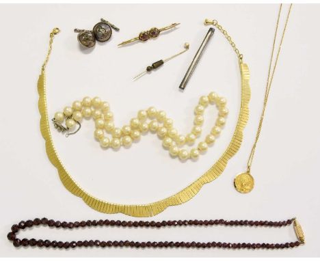 A Small Quantity of Jewellery, including a pendant on chain, pendant diameter 1.6cm, chain length 45cm; a garnet faceted bead