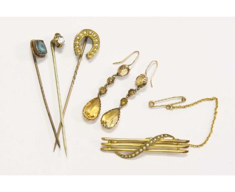 A Small Quantity of Jewellery, including a pair of citrine drop earrings, with hook fittings, drop length 4.6cm; a split pear