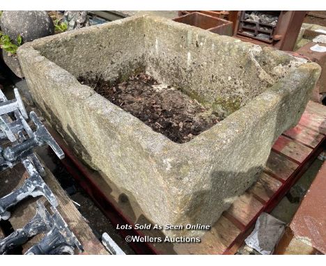 *A GRITSTONE TROUGH, 40CM (H) X 90CM (L) X 68CM (W)