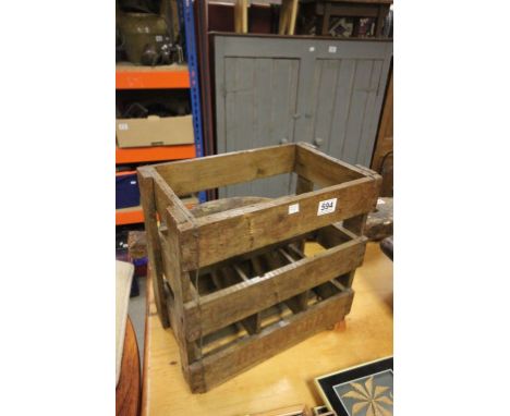 Vintage pine bottle carrier