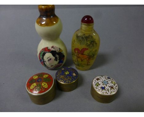 Glass snuff bottle, a pottery snuff bottle and three pill boxes with enamel decorated lids