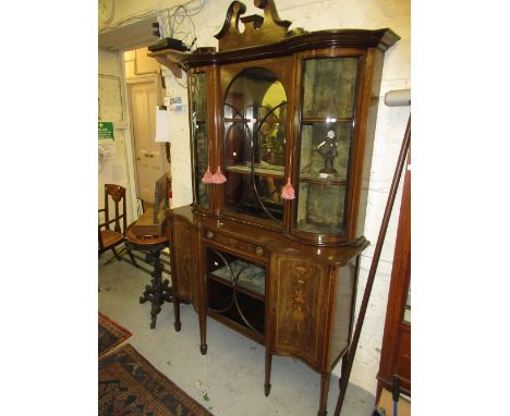 Good quality Edwardian mahogany marquetry inlaid display cabinet, with a swan neck pediment above an arched glazed centre doo