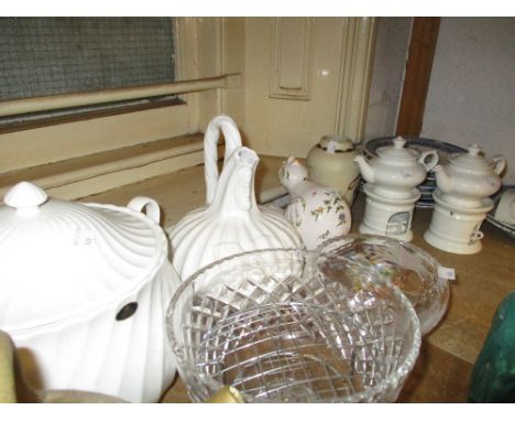 Pair of 19th Century blue and white transfer printed Willow pattern meat dishes, pair of small Quimper wall plaques and other