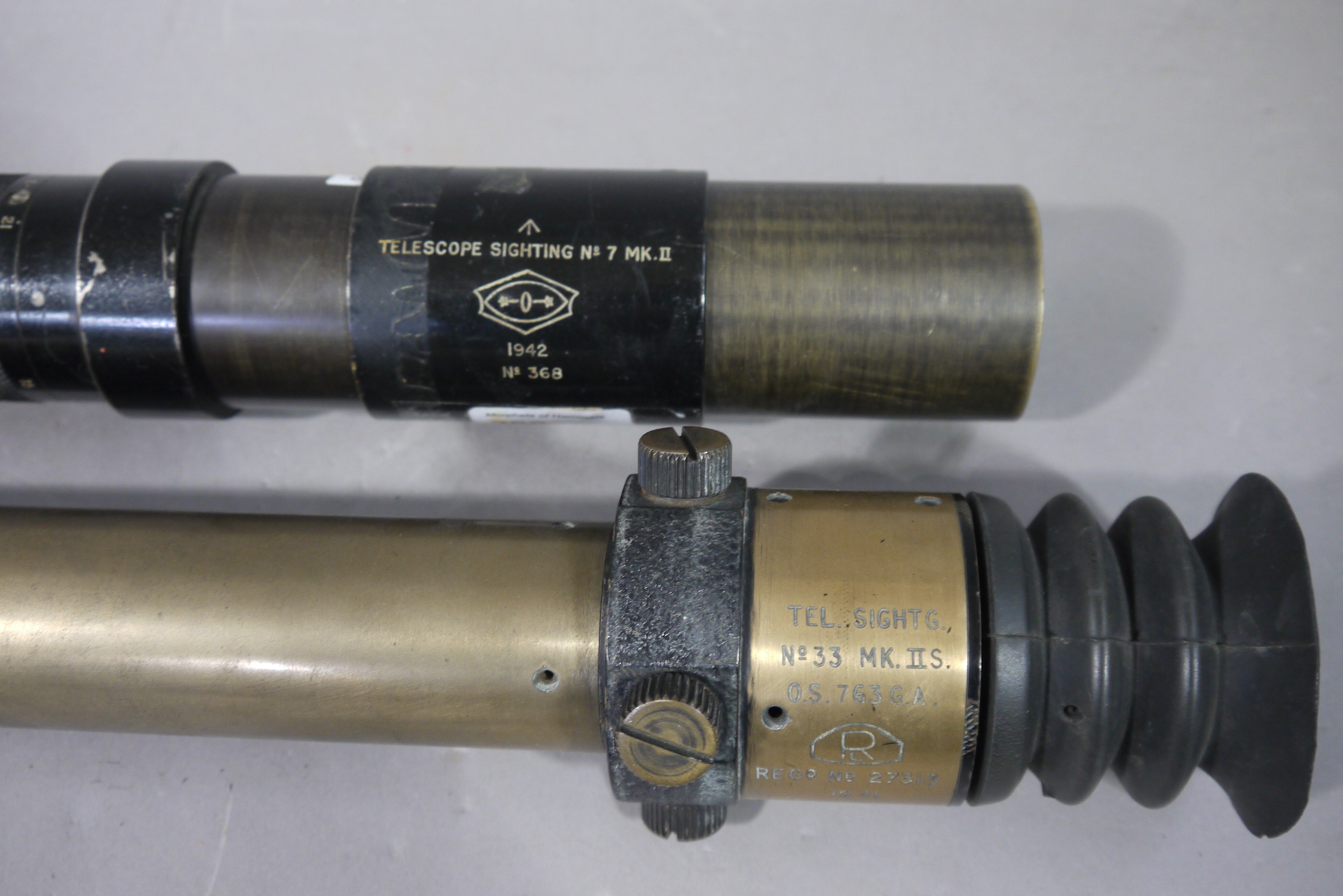 A World War II telescopic sight used on 25 pounder gun for antitank fire c.1941, no.33 MKII S re