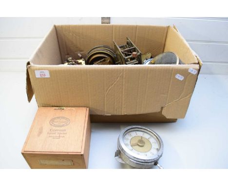 BOX OF VARIOUS CLOCK MOVEMENTS AND PARTS